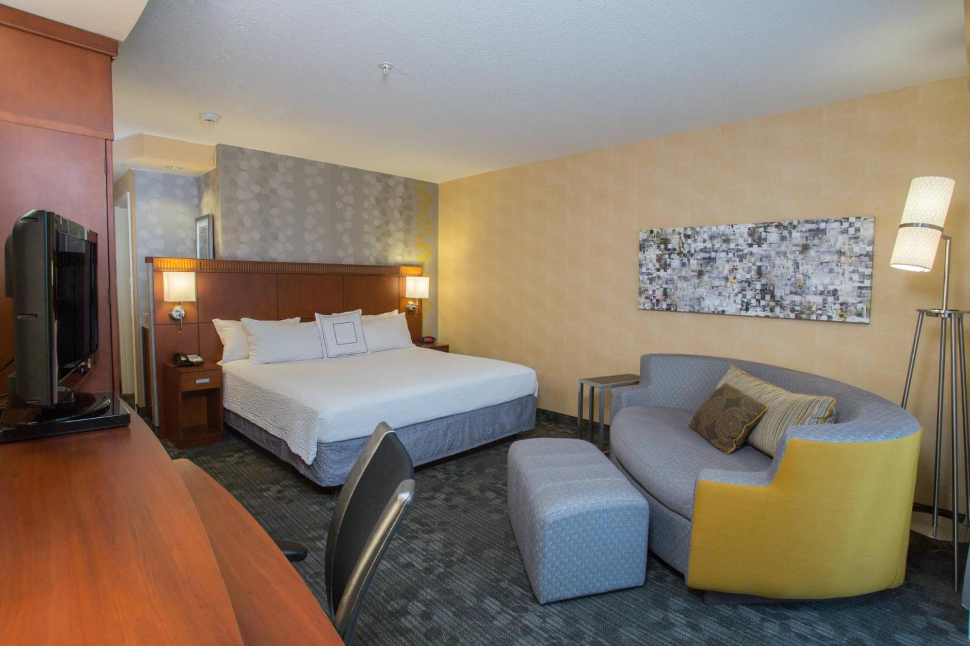 Готель Courtyard Boston Raynham Екстер'єр фото