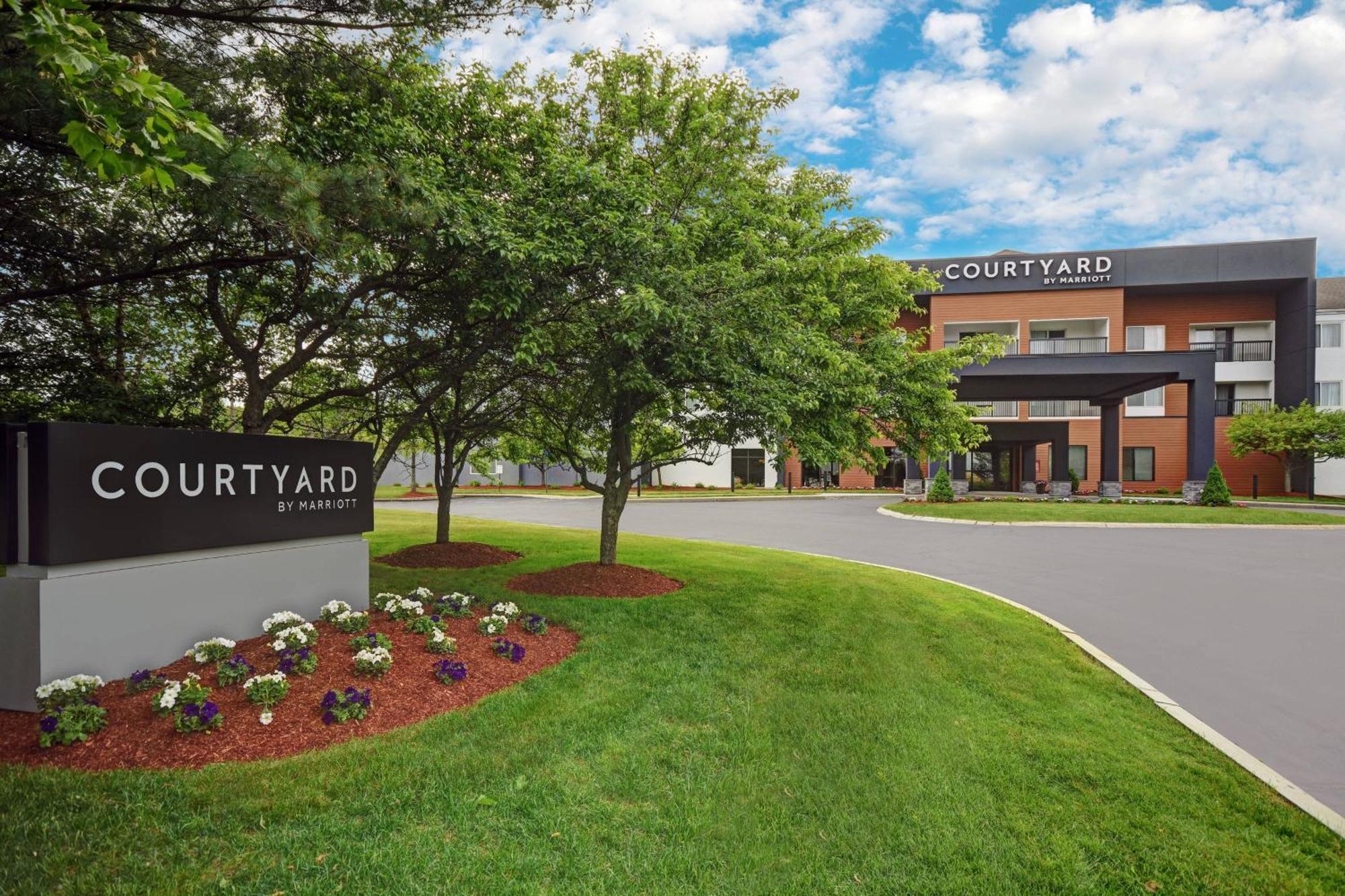 Готель Courtyard Boston Raynham Екстер'єр фото